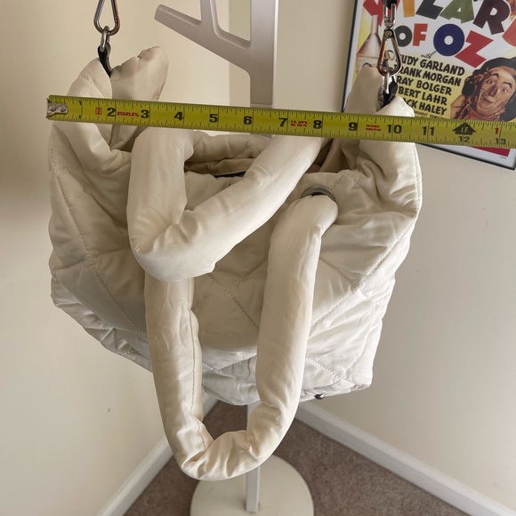 Zara Off White Quilted Tote w/ Removable Strap - Picture 9 of 9